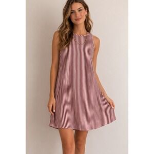 Womens Striped Sleeveless Trapeze Swing Dress Burgundy White Gold Chain Accent